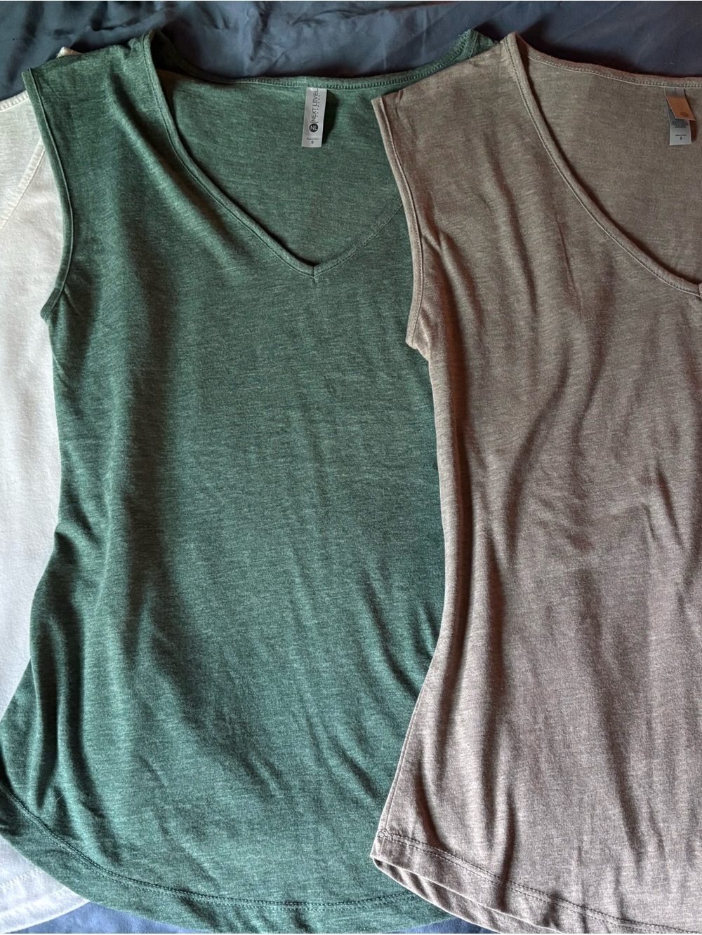 Sleeveless V-Neck Tank Tops 3 pack bundle lot